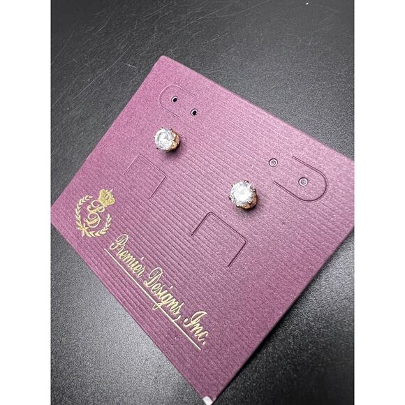 Premier Designs Solitaire Earrings - Picture 1 of 5